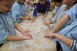 食育活動　～おもちつき～